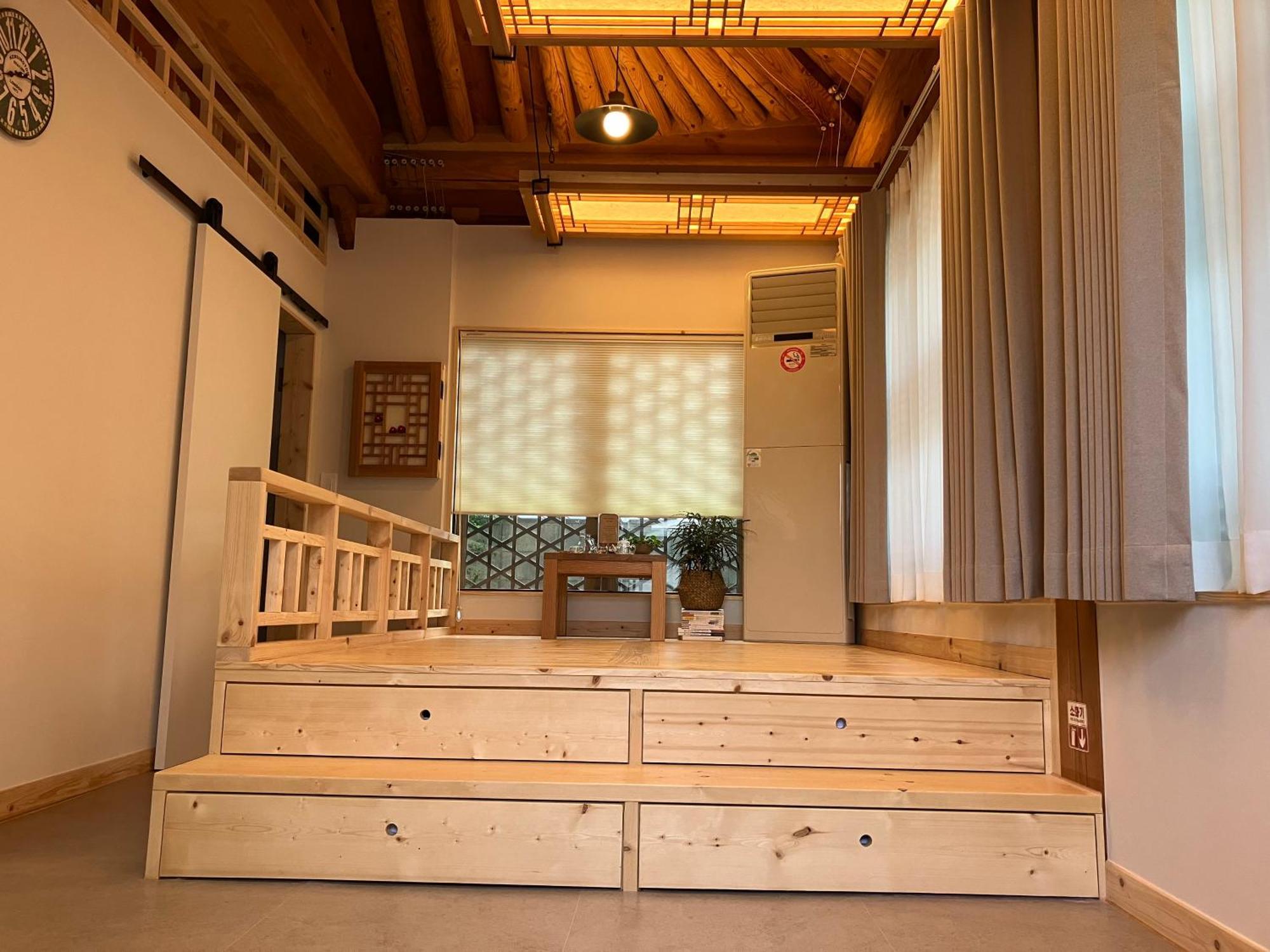Sarangroo Hotel จอนจู ภายนอก รูปภาพ