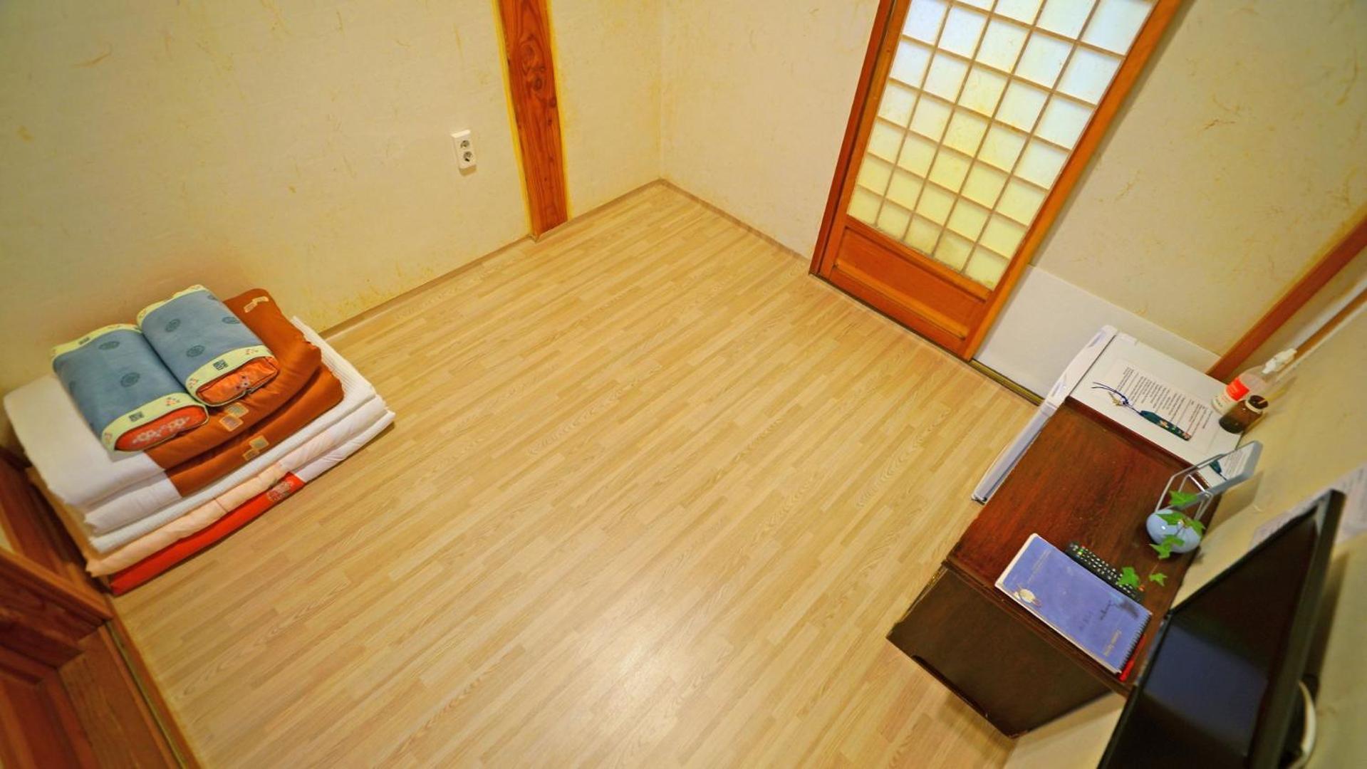 Sarangroo Hotel จอนจู ภายนอก รูปภาพ
